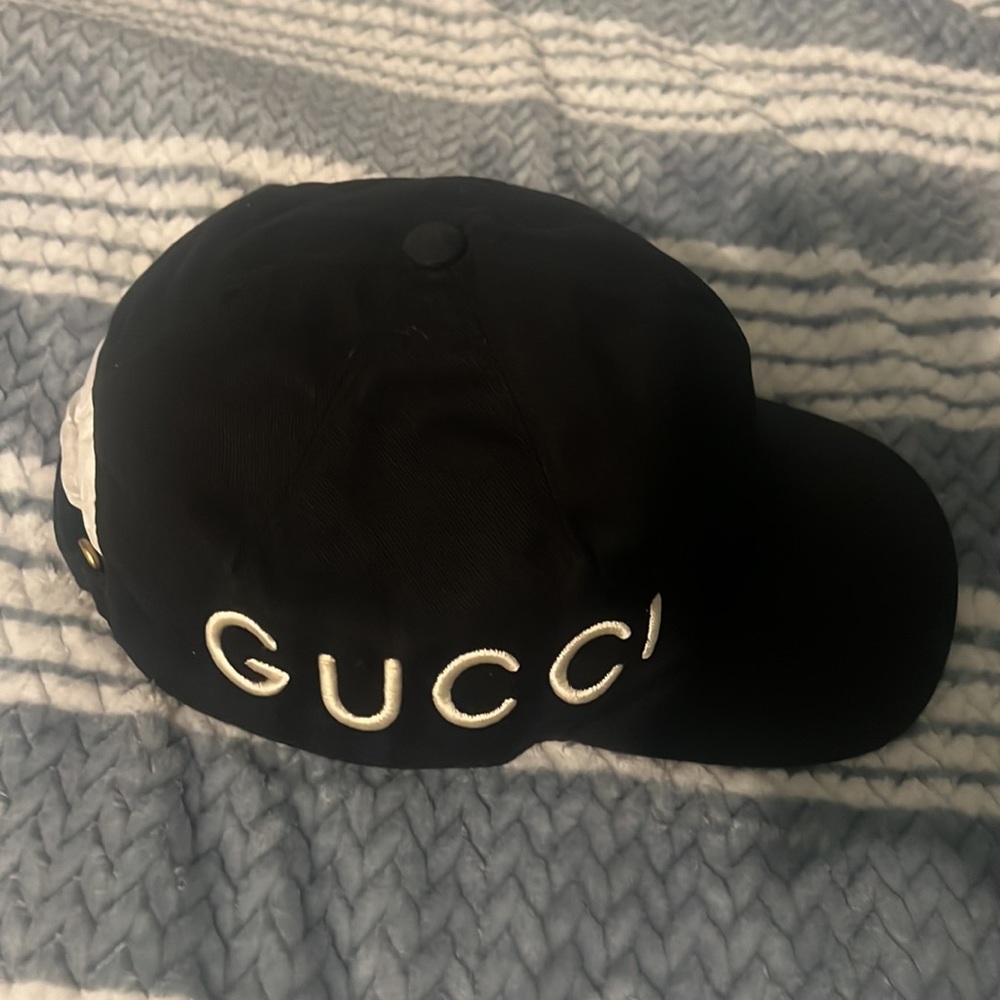 Gucci “LOVED” Hat - Picture 2 of 4